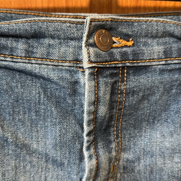 Old Navy Denim Shorts 16 - Picture 2 of 5